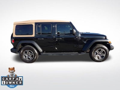 2020 Jeep Wrangler Black and Tan