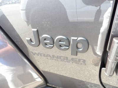 2022 Jeep Wrangler Unlimited Sahara Altitude