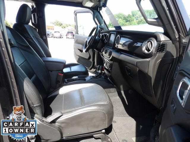 2022 Jeep Wrangler Unlimited Sahara Altitude