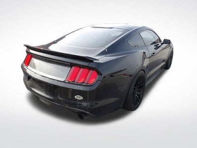 2017 Ford Mustang V6