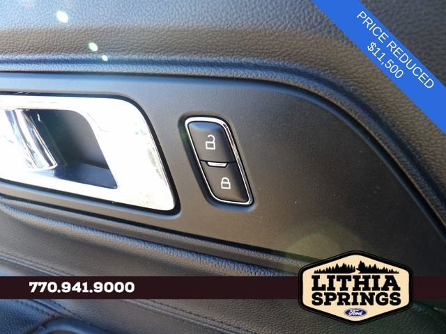 2017 Ford Mustang V6