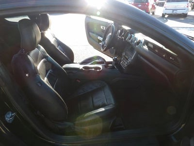 2017 Ford Mustang V6