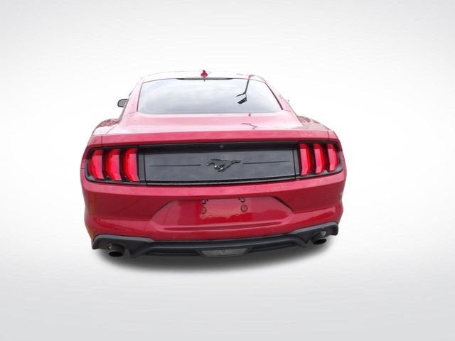 2021 Ford Mustang EcoBoost