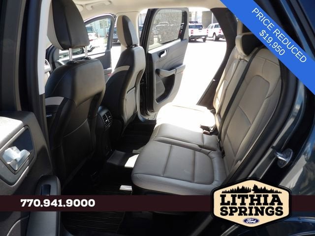 2022 Ford Escape SEL