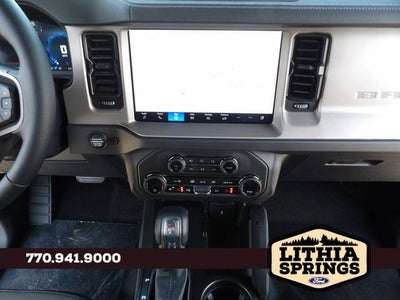 2026 Ford Bronco Outer Banks