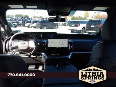 2025 Ford Expedition Platinum