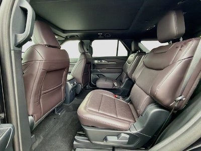 2027 Ford Explorer Platinum