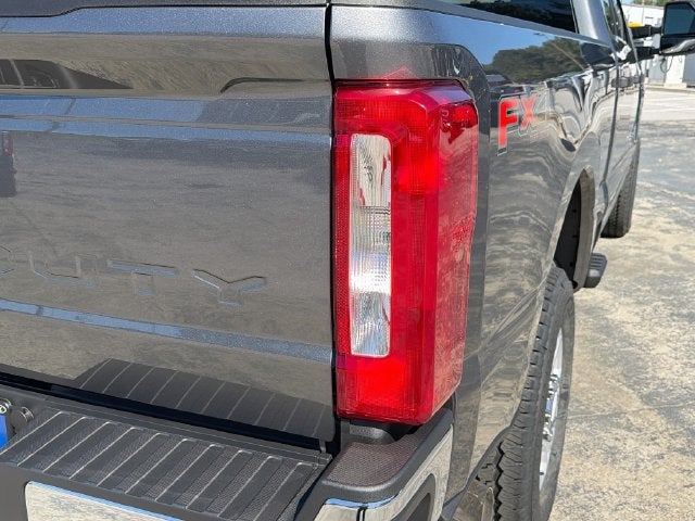 2027 Ford F-250SD XLT