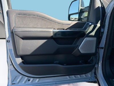 2027 Ford F-250SD Platinum