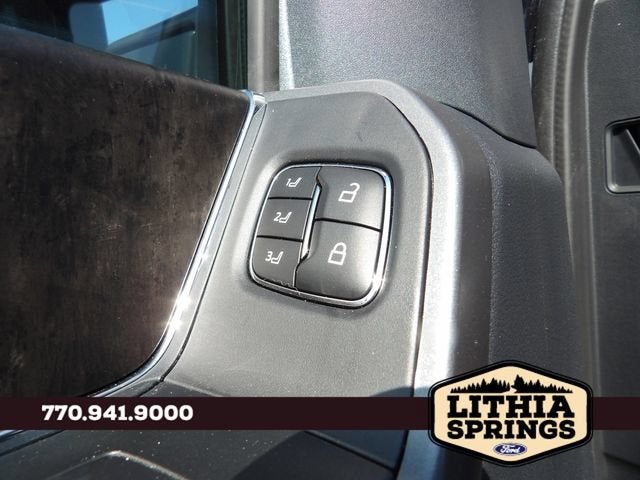 2026 Ford F-250SD Lariat Black Widow Package
