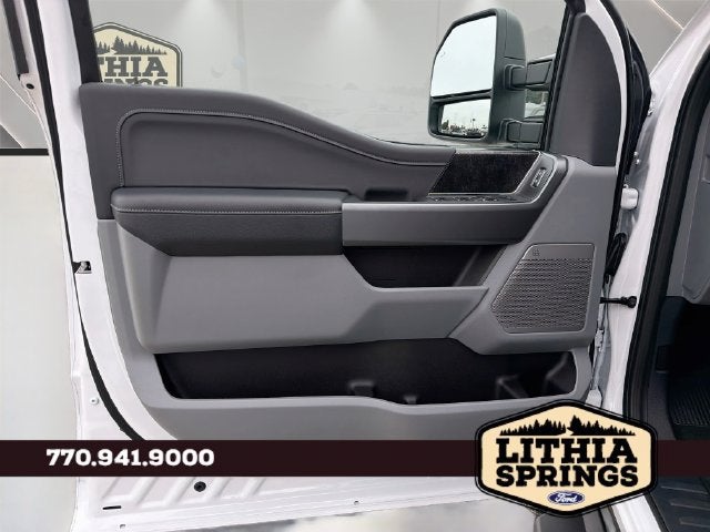 2027 Ford F-250SD XLT