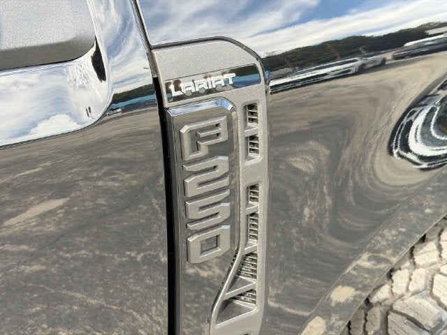 2027 Ford F-250SD LARIAT