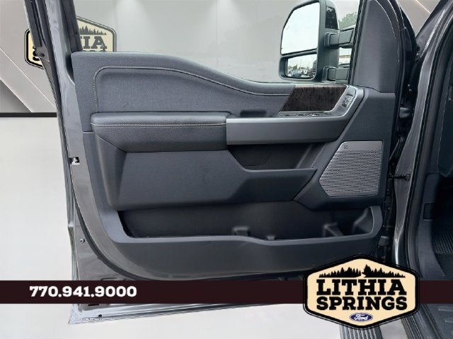 2027 Ford F-250SD LARIAT