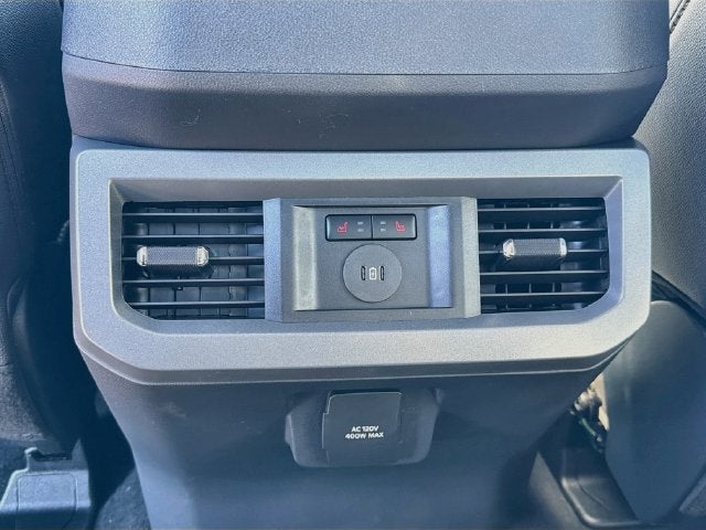 2027 Ford F-350SD LARIAT