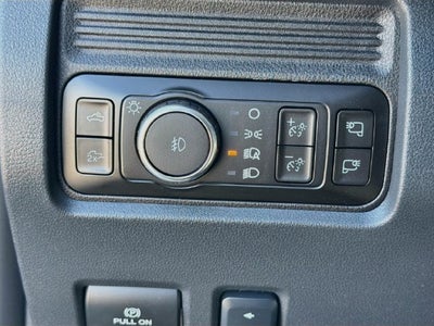 2027 Ford F-350SD LARIAT
