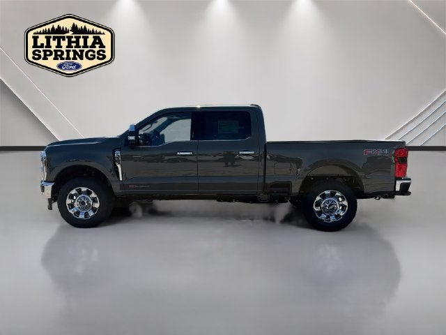 2027 Ford F-350SD LARIAT