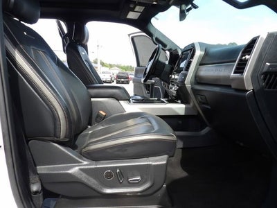 2022 Ford F-350SD Platinum