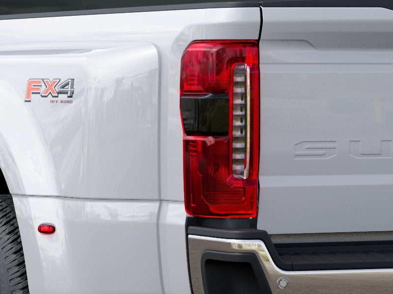 2027 Ford F-350SD LARIAT