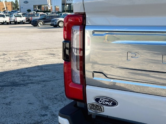 2027 Ford F-350SD Platinum