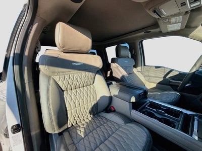 2027 Ford F-350SD Platinum