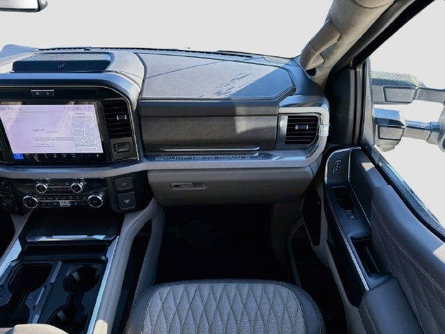 2027 Ford F-350SD Platinum