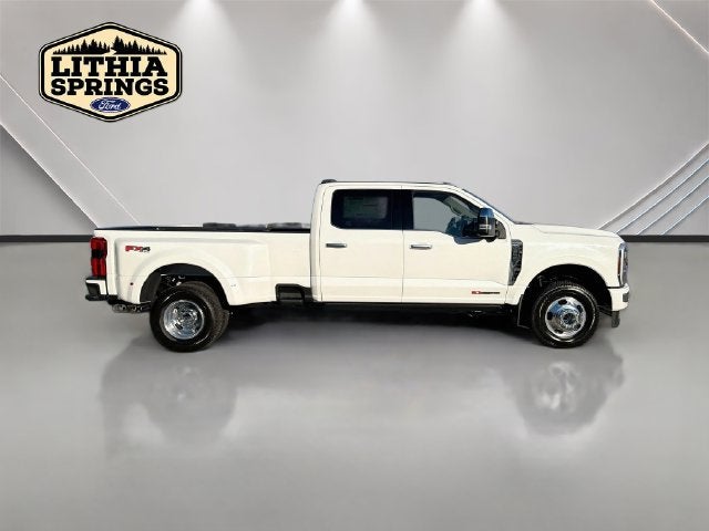 2027 Ford F-350SD Platinum