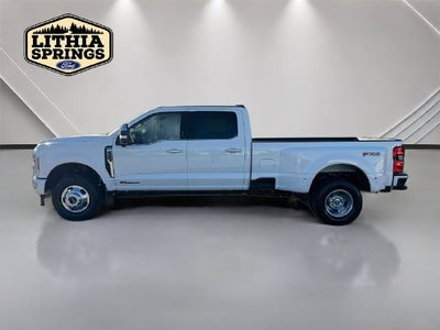 2027 Ford F-350SD Platinum