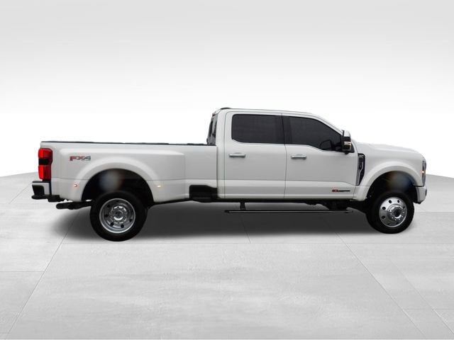 2024 Ford F-450SD Limited