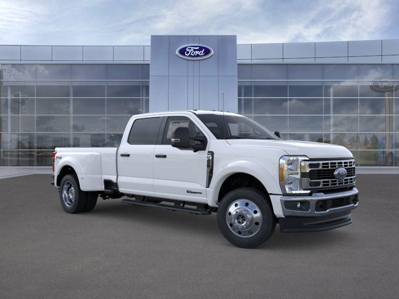 2026 Ford F-450SD XLT