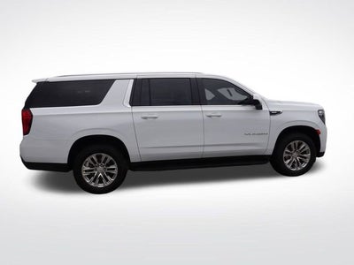 2022 GMC Yukon XL SLE