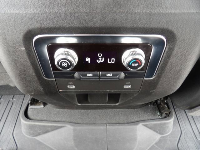 2022 GMC Yukon XL SLE