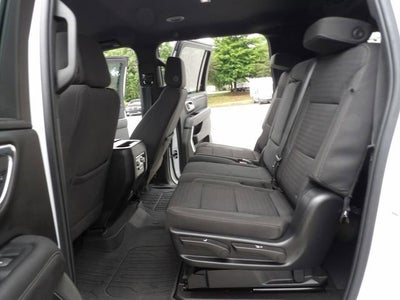2022 GMC Yukon XL SLE