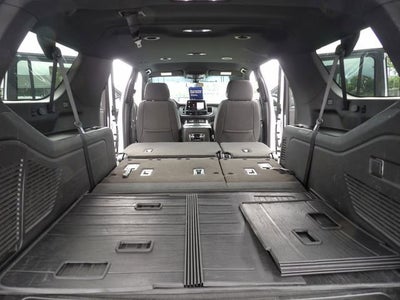 2022 GMC Yukon XL SLE