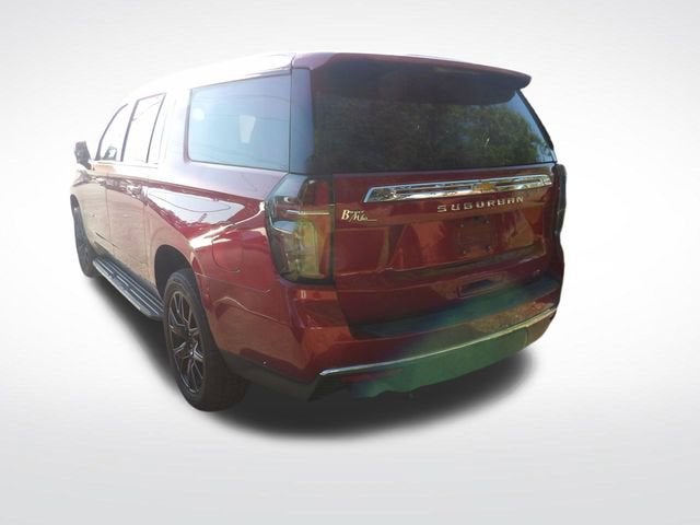 2023 Chevrolet Suburban LT