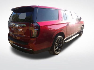 2023 Chevrolet Suburban LT