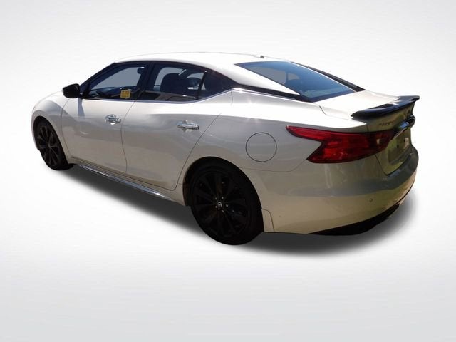 2017 Nissan Maxima SR
