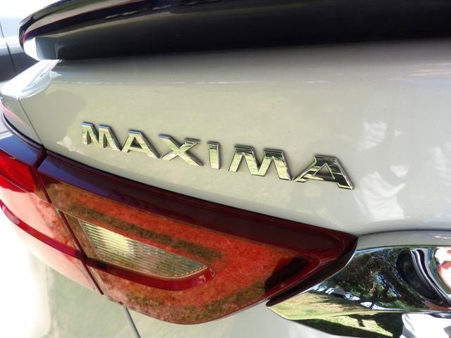 2017 Nissan Maxima SR