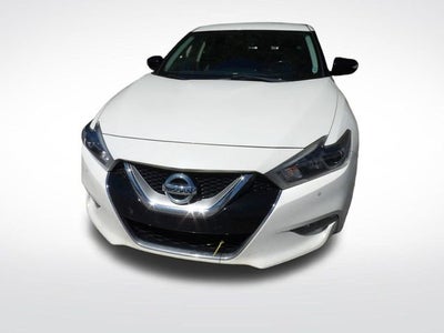 2017 Nissan Maxima SR