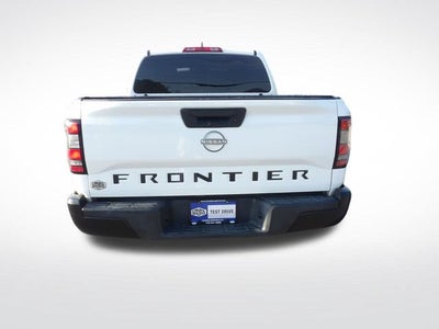 2022 Nissan Frontier S