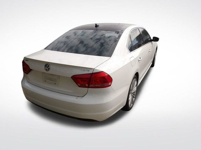 2014 Volkswagen Passat 1.8T Sport