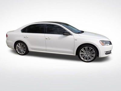 2014 Volkswagen Passat 1.8T Sport