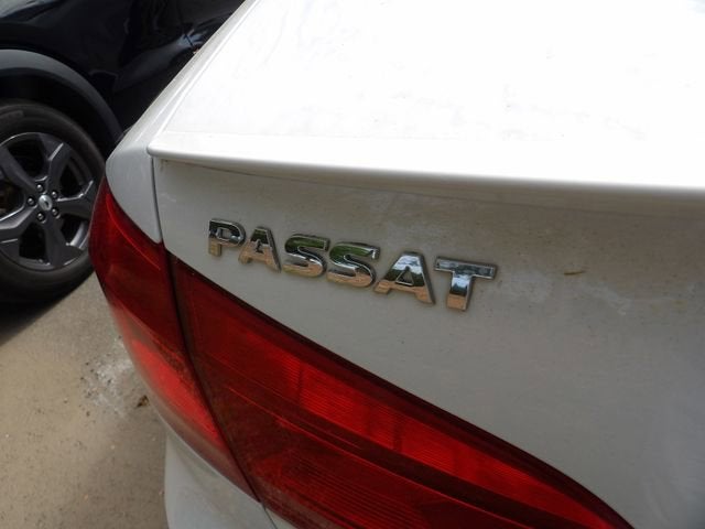 2014 Volkswagen Passat 1.8T Sport