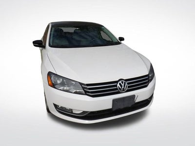 2014 Volkswagen Passat 1.8T Sport