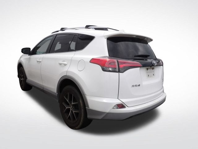 2018 Toyota RAV4 SE