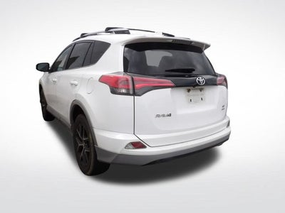 2018 Toyota RAV4 SE