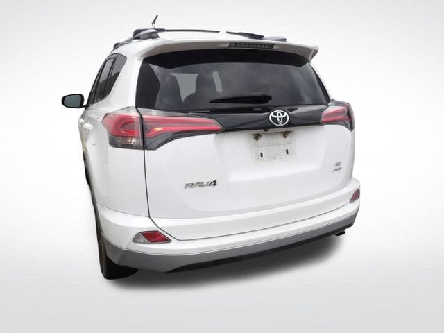 2018 Toyota RAV4 SE