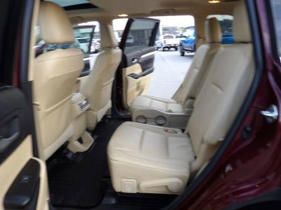 2017 Toyota Highlander SE