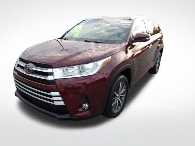 2017 Toyota Highlander SE
