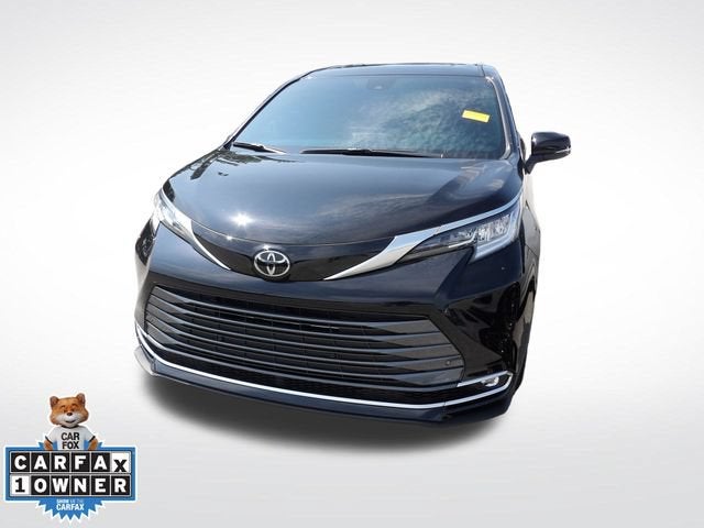 2026 Toyota Sienna Limited