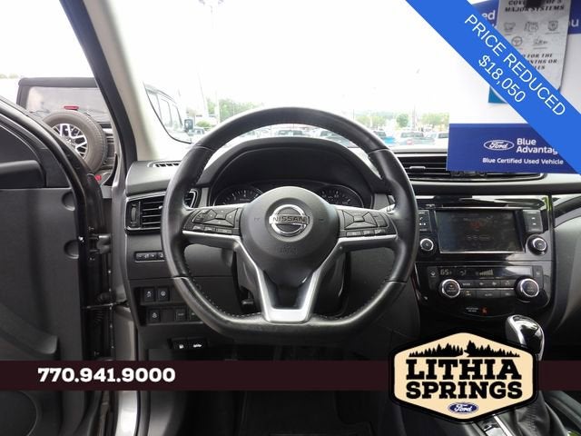 2022 Nissan Rogue Sport SV
